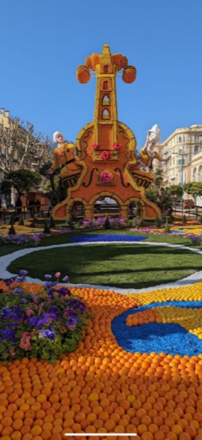 Location Saisonniere Menton 220 M Des Plages Buitenkant foto